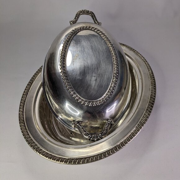 Vintage Oval Serving Dish with Lid, Silver Plated, Two Piece Vegetable Dish - Picture 5 of 14